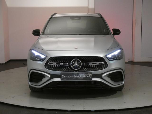 Mercedes Benz Gla image 9