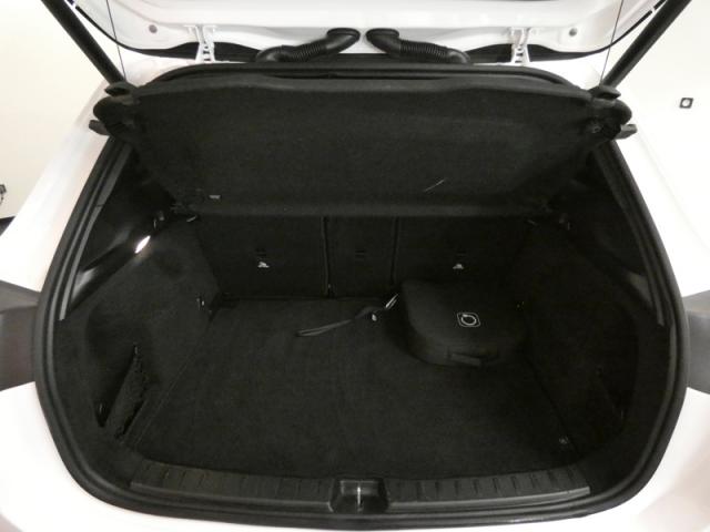 Mercedes Benz Gla image 3
