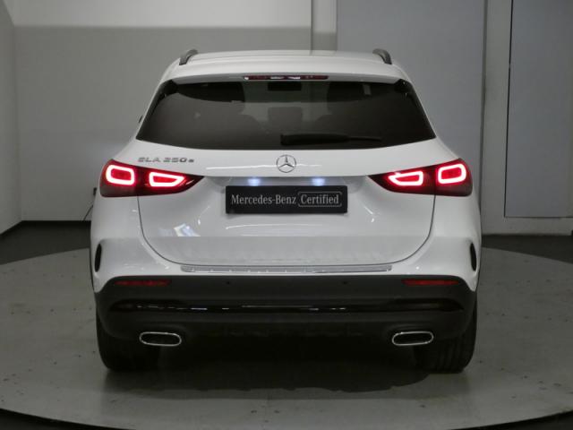Mercedes Benz Gla image 6