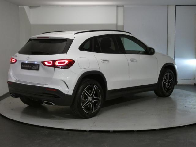 Mercedes Benz Gla image 7