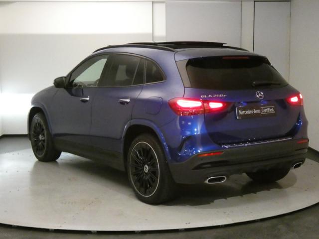 Mercedes Benz Gla image 5
