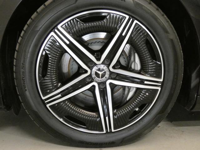 Mercedes Benz Eqe image 9