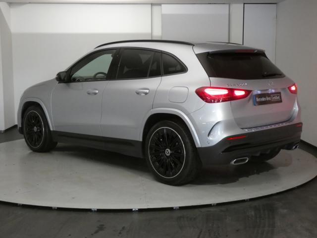 Mercedes Benz Gla image 3