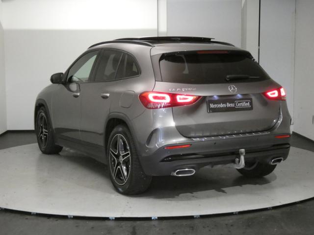 Mercedes Benz Gla image 2