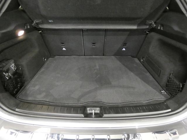 Mercedes Benz Gla image 7