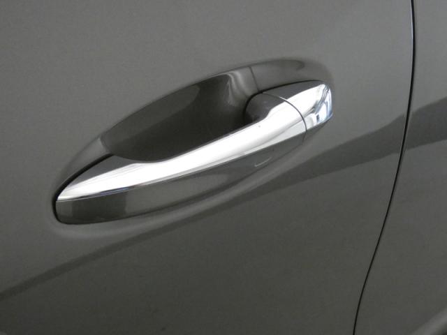 Mercedes Benz Gla image 4