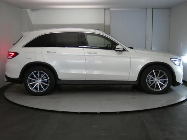 Mercedes Benz Glc image 8