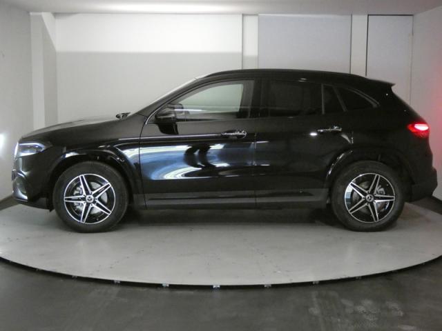 Mercedes Benz Eqa image 2