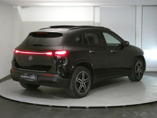 Mercedes Benz Eqa image 3