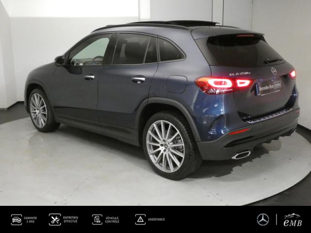 Mercedes Benz Gla image 9