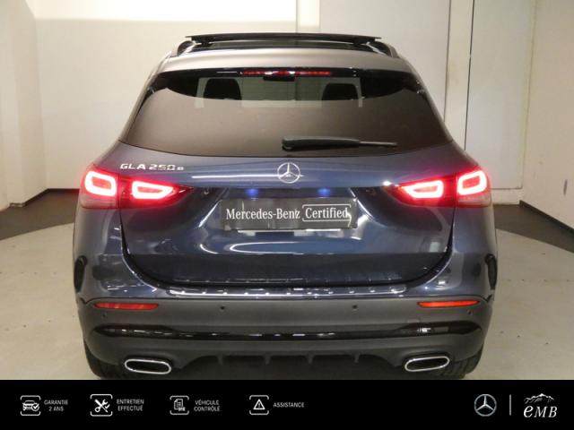 Mercedes Benz Gla image 8