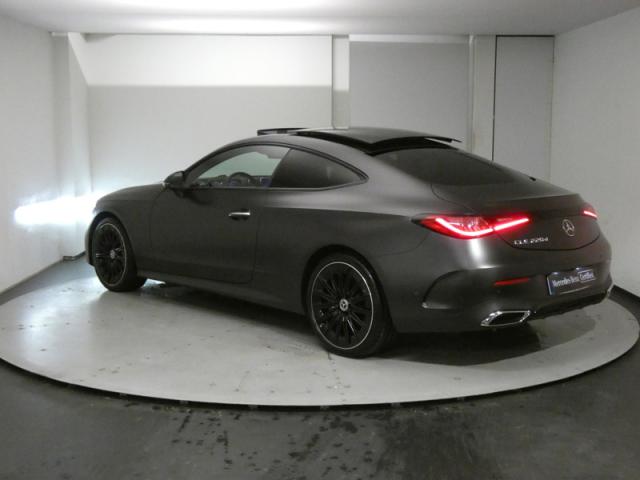 Mercedes Benz Cle image 3