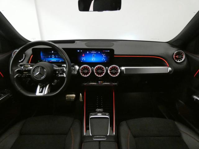 Mercedes Benz Glb image 5