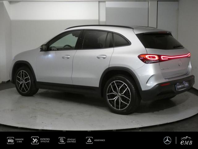 Mercedes Benz Eqa image 9
