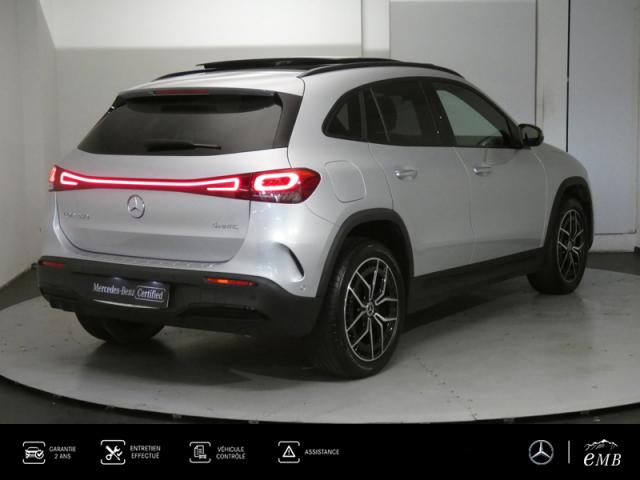 Mercedes Benz Eqa image 5