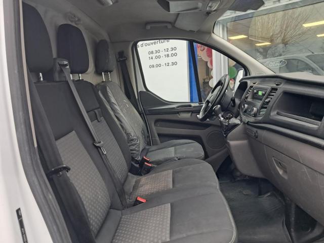 Ford Transit Custom image 3