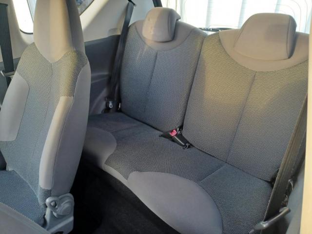 Peugeot 107 image 7