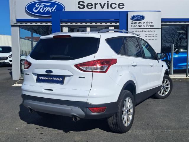 Ford Kuga image 1