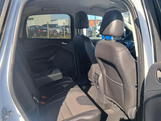 Ford Kuga image 4
