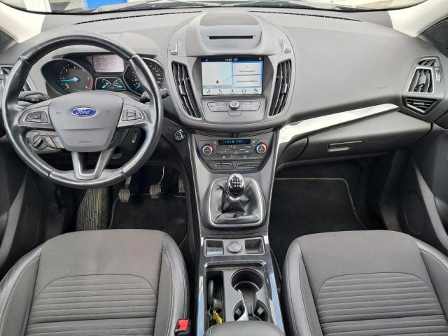 Ford Kuga image 8