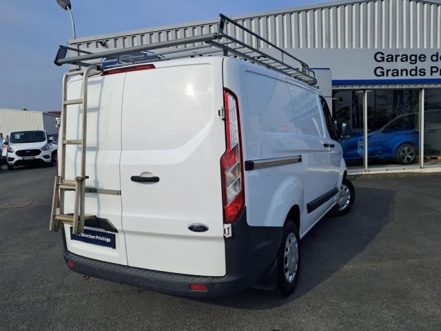 Ford Transit Custom image 2