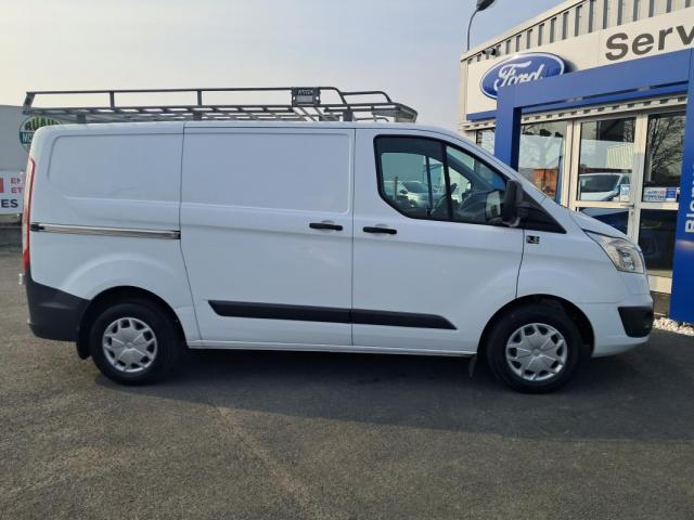 Ford Transit Custom image 3