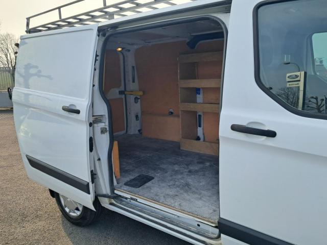 Ford Transit Custom image 1