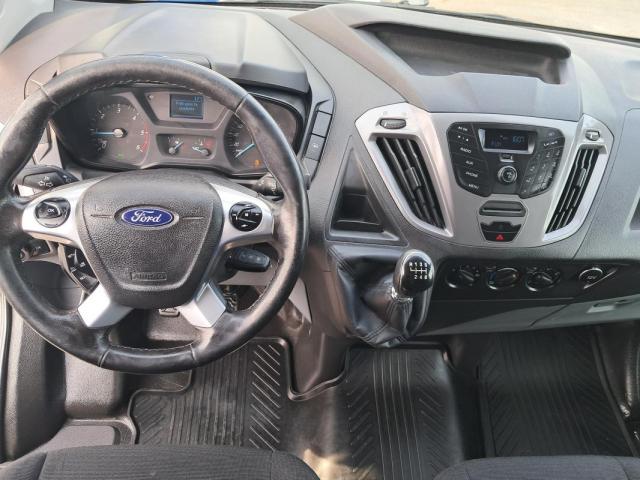 Ford Transit Custom image 5