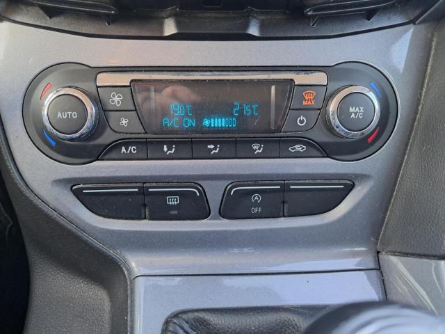 Ford Focus image 6
