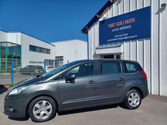 Peugeot 5008 image 3