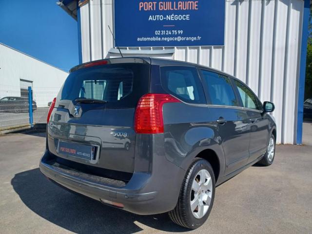 Peugeot 5008 image 5