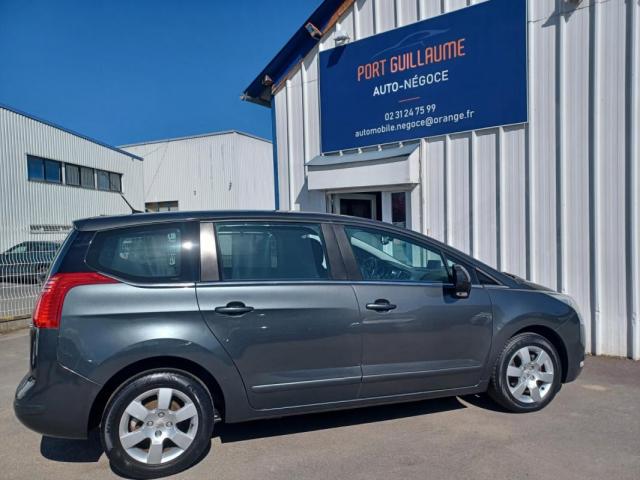 Peugeot 5008 image 4