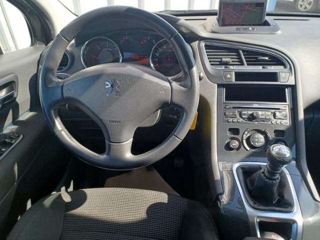 Peugeot 5008 image 6