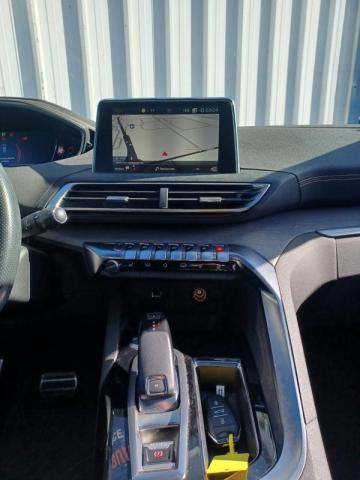 Peugeot 3008 image 3