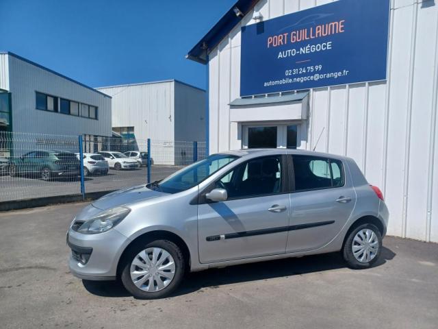 Renault Clio image 6