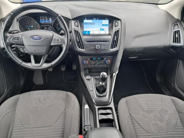 Ford Focus image 5