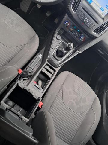 Ford Focus image 4