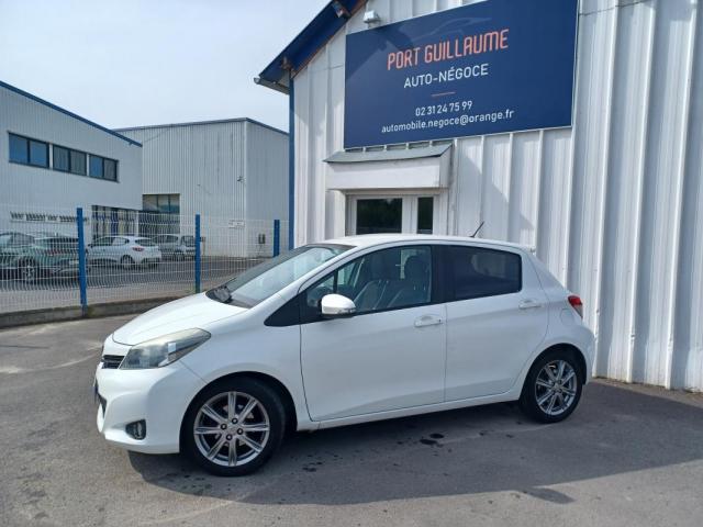 Toyota Yaris image 2