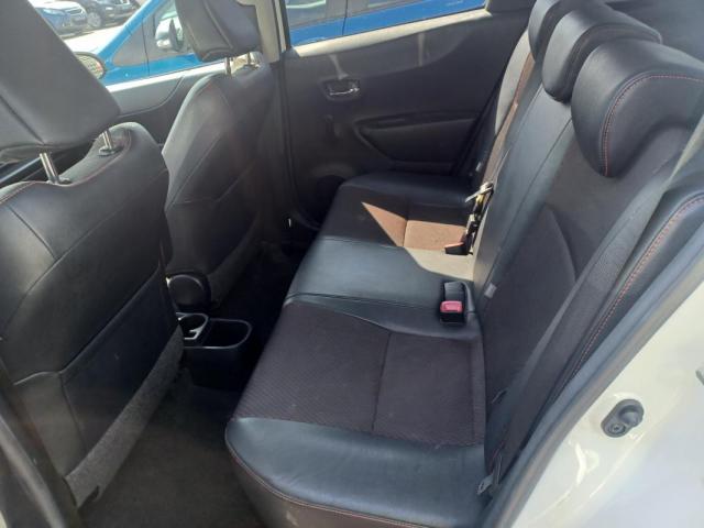 Toyota Yaris image 3