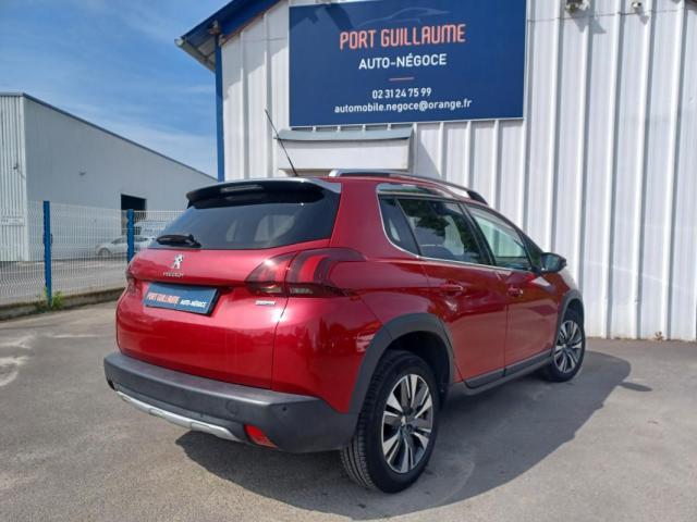 Peugeot 2008 image 3
