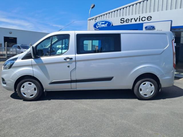 Ford Transit Custom image 3