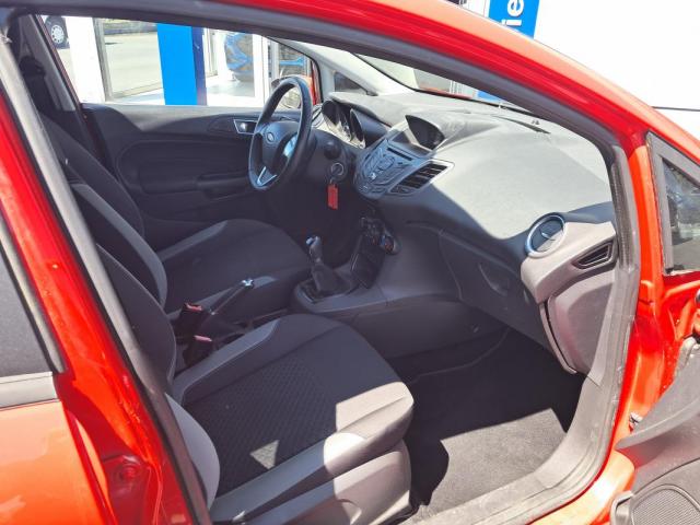 Ford Fiesta image 9