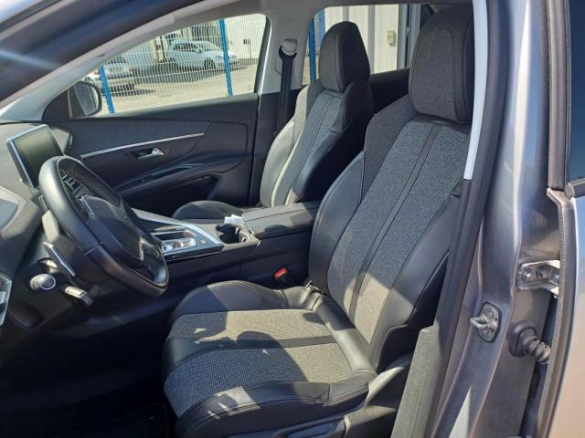 Peugeot 3008 image 1