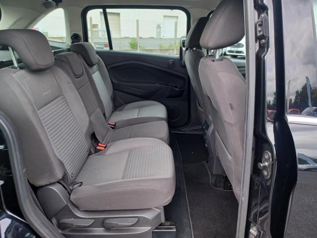 Ford C-Max image 4
