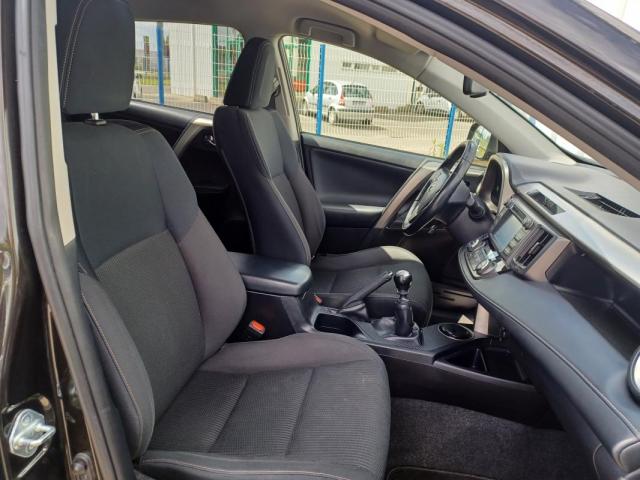 Toyota Rav4 image 5