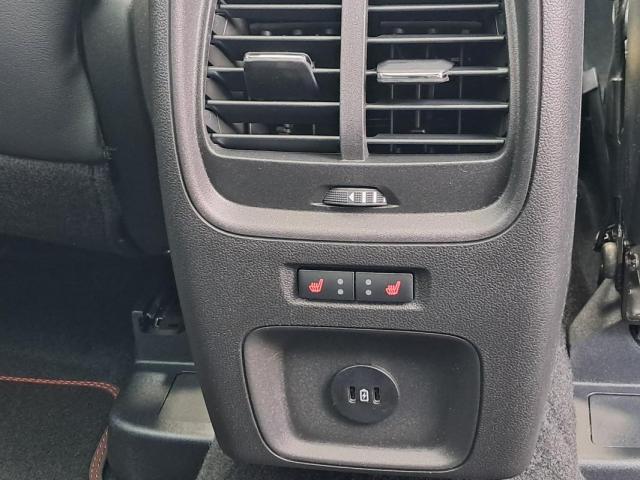 Ford Kuga image 2