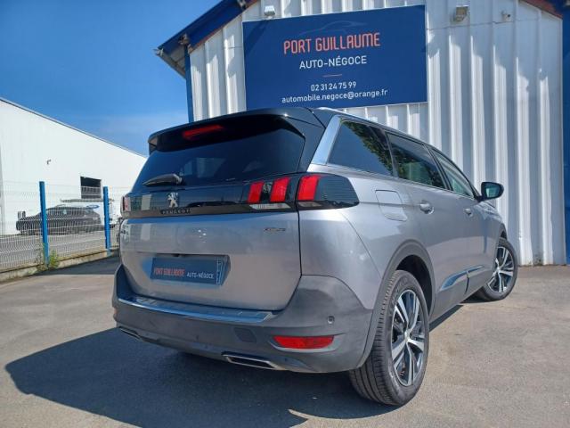 Peugeot 5008 image 7