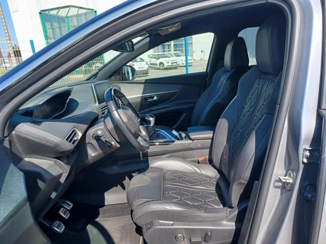 Peugeot 5008 image 9