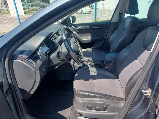 Skoda Octavia image 6