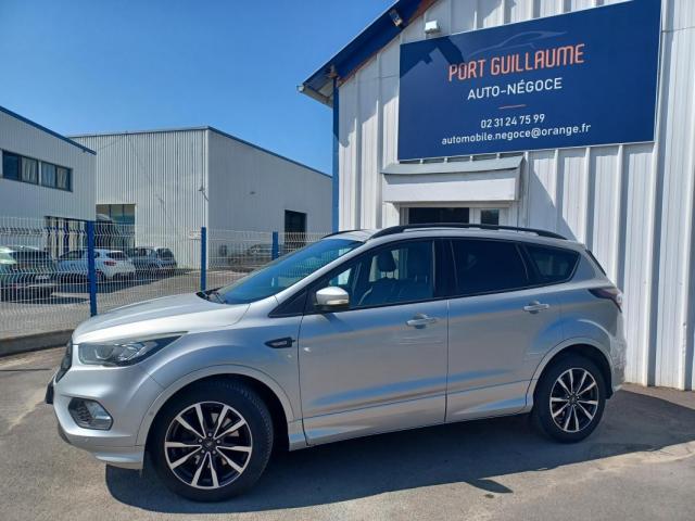 Ford Kuga image 9